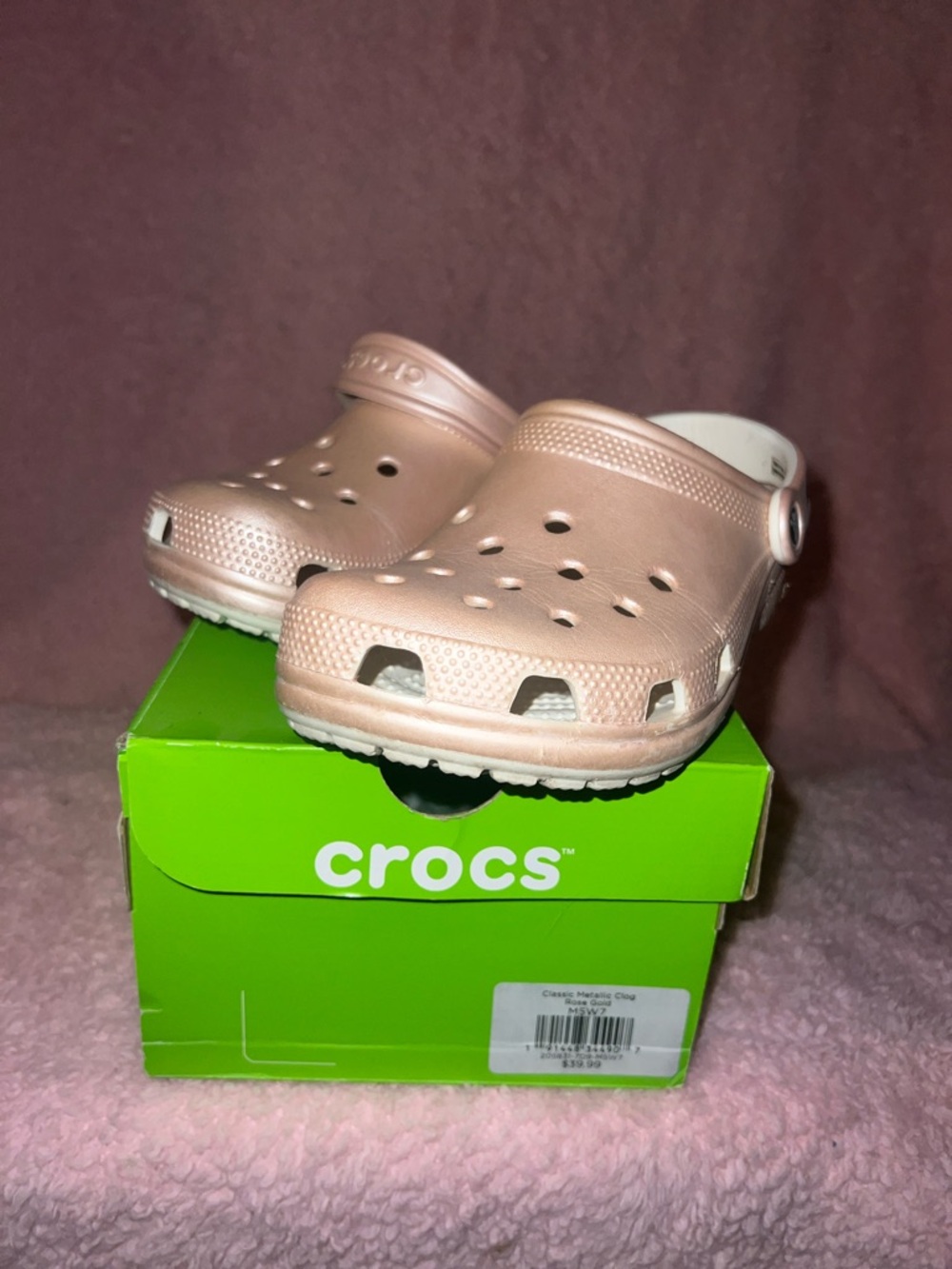 CROCS Classic Clog in Rose Gold Metallic